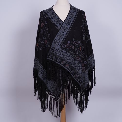 Alpaca Cape/shawl reversible black/grey