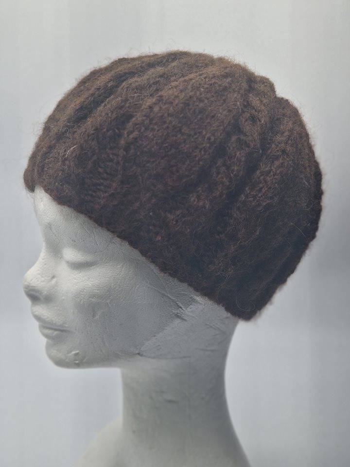 Alpaca chunky knitted hat brown