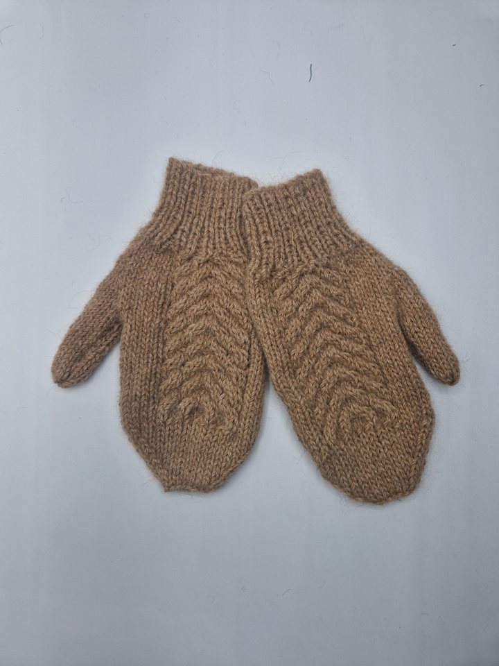 Alpaca Cable Knit Mittens Faun