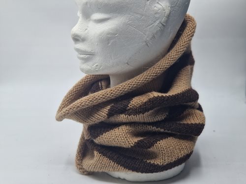 Alpaca Hand Knitted Snood brown/faun