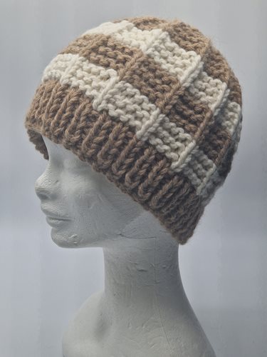 Alpaca chunky knitted hat white/faun